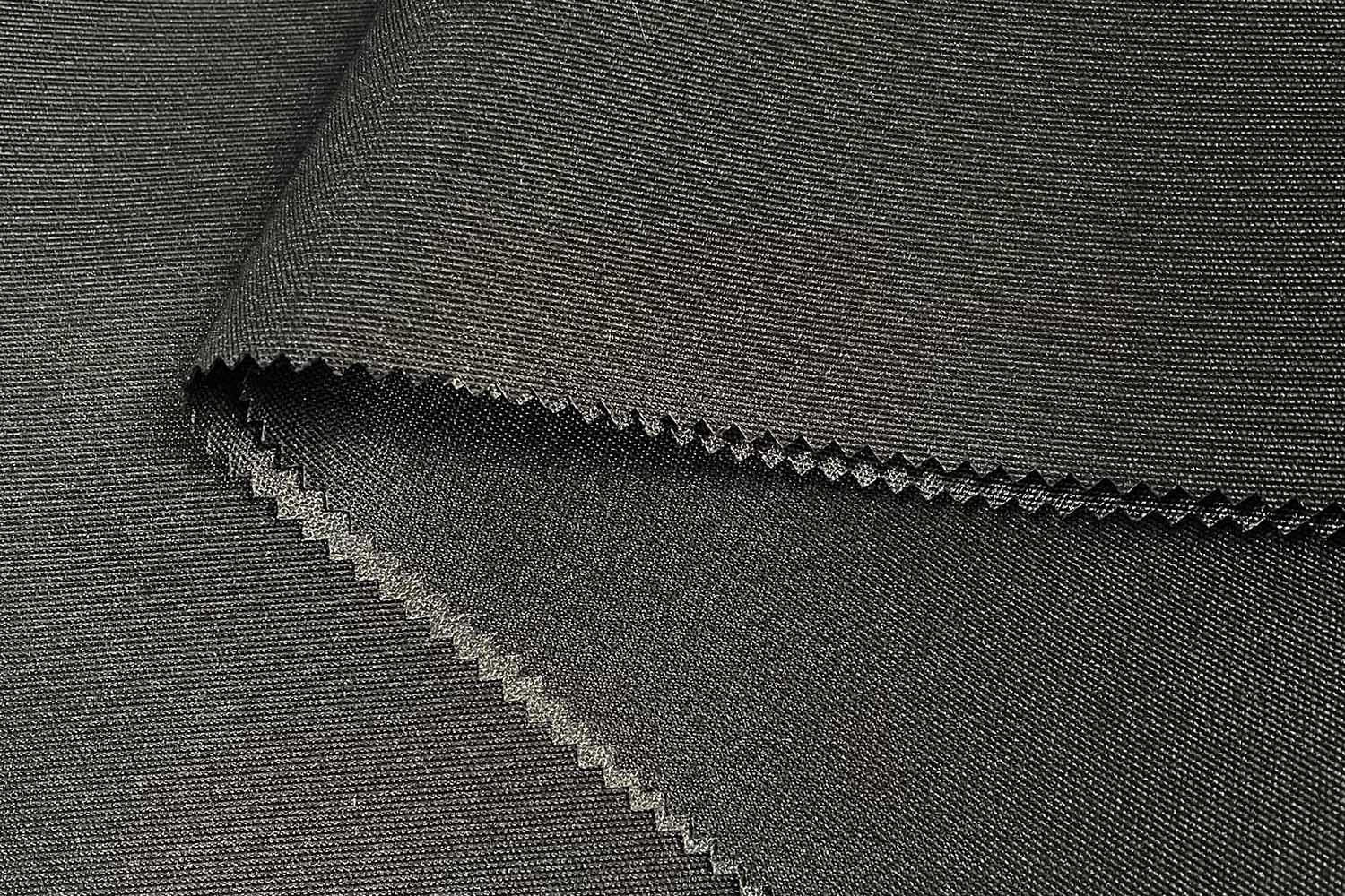 600d*900D/83T PU bevonattal